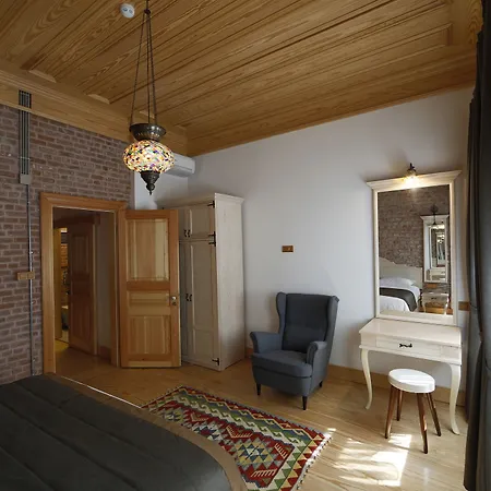 فندق كاتريجا كوناك *