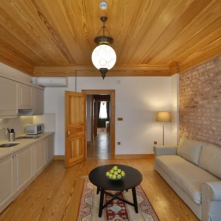 كاتريجا كوناك فندق *